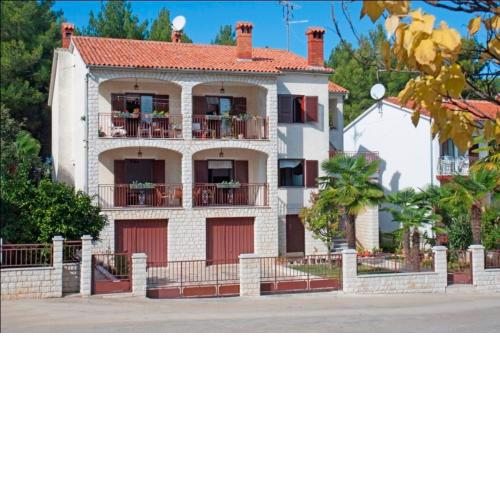 Mihaela Apartments