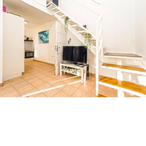 Mint, lovely apartment for 8