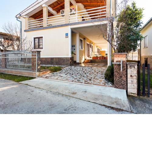 Modern Holiday Home in Jasenice with Veranda