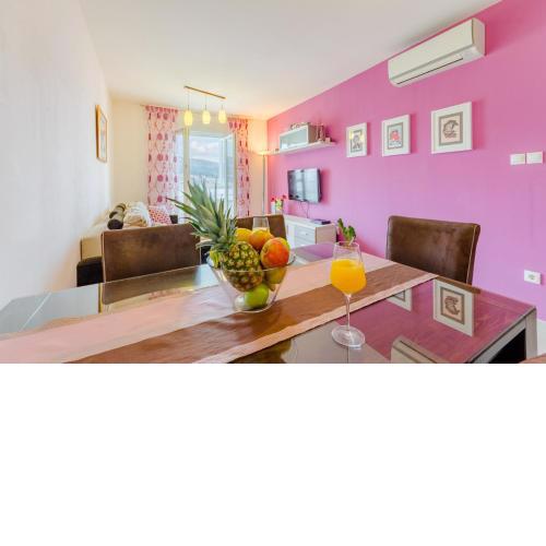 Mountain View Apartment