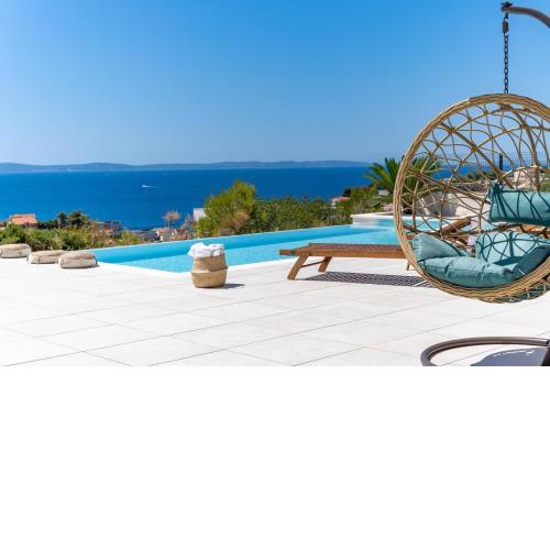 NEW! Seaview Villa Nocturno with 4 en-suite bedrooms, private 35smq infinity pool with hydromassage