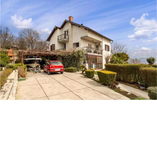 Nice Apartment In Cavle With Wifi And 2 Bedrooms