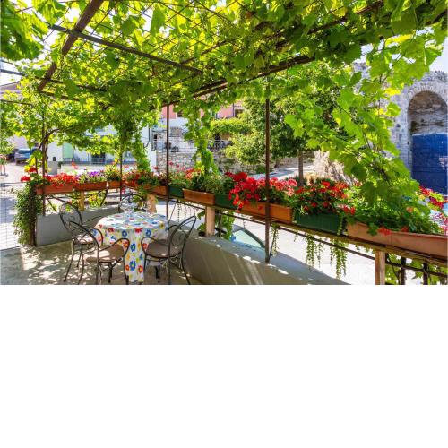 Nice Apartment In Kastav With Wifi
