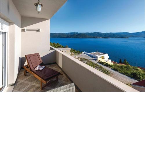 Nice Apartment In Klek With House Sea View
