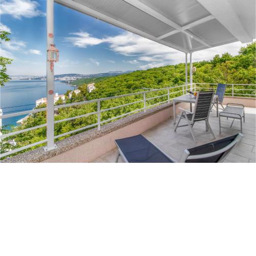 Nice Apartment In Kraljevica With House Sea View