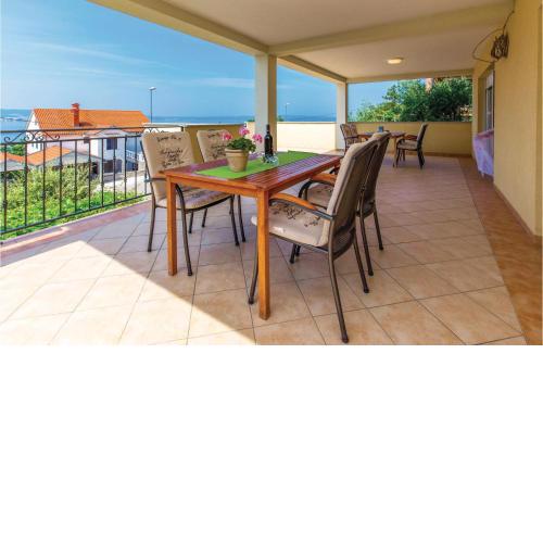 Nice Apartment In Novi Vinodolski With Wifi