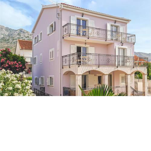 Nice Apartment In Orebic With Wifi