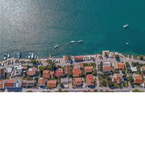 Nice Apartment In Tisno With House Sea View