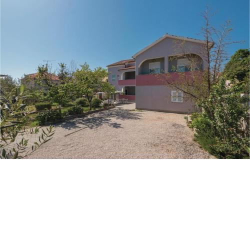 Nice Apartment In Zadar With Kitchen