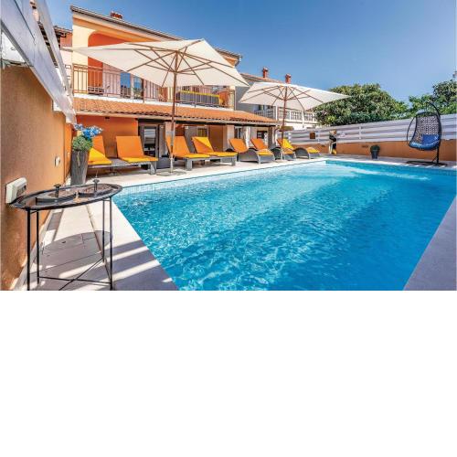 Nice Home In Banjole With Jacuzzi