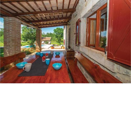 Nice Home In Gondolici With House Sea View