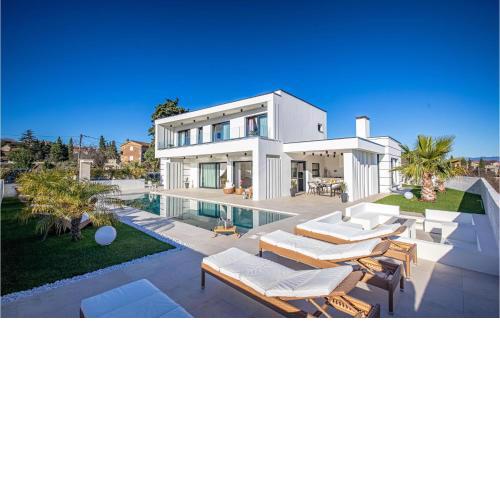 Nice Home In Krk With Indoor Swimming Pool