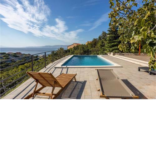 Nice Home In Novi Vinodolski With Wifi