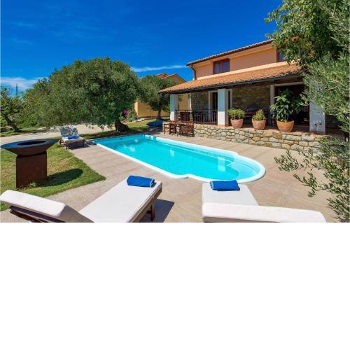 Nice Home In Palit With Wifi