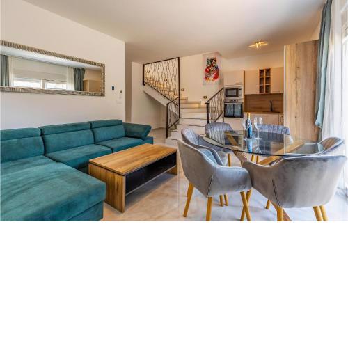 Nice Home In Pula With Jacuzzi, Wifi And 3 Bedrooms