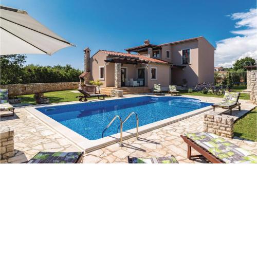 Nice Home In Pula With Kitchen
