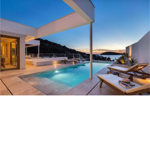 Nice Home In Rogoznica With House Sea View