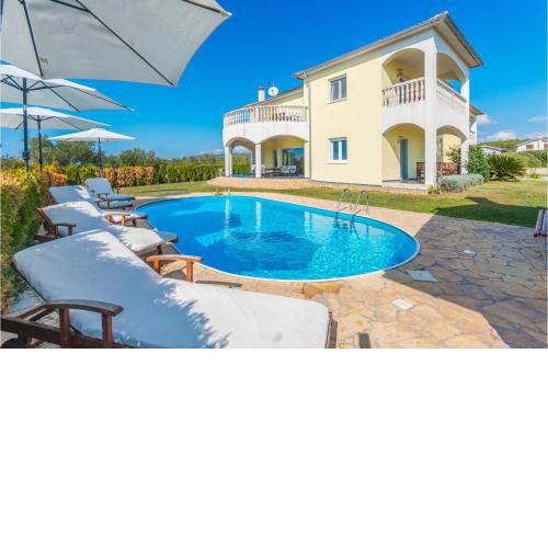 Nice Home In Turanj With Outdoor Swimming Pool