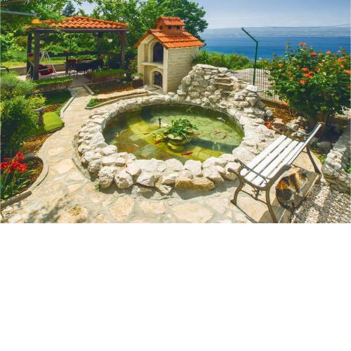 Nice Studio In Omis With House Sea View