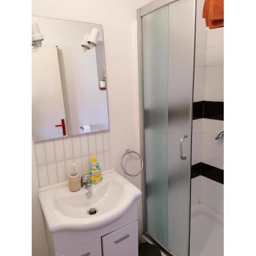 Nice studio near centar+FREE parking