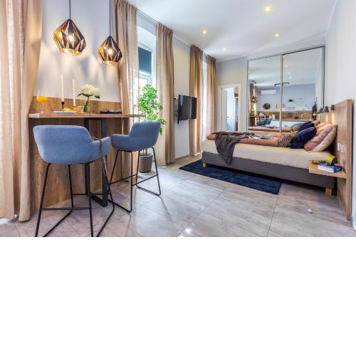 Number 1 Deluxe Apartments
