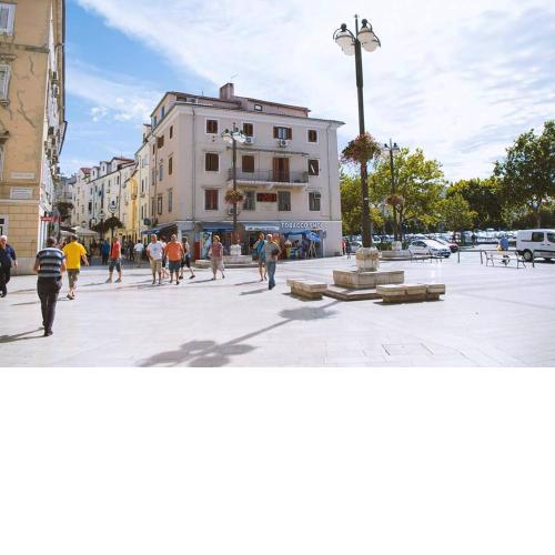 ODEON Apartment And Rooms