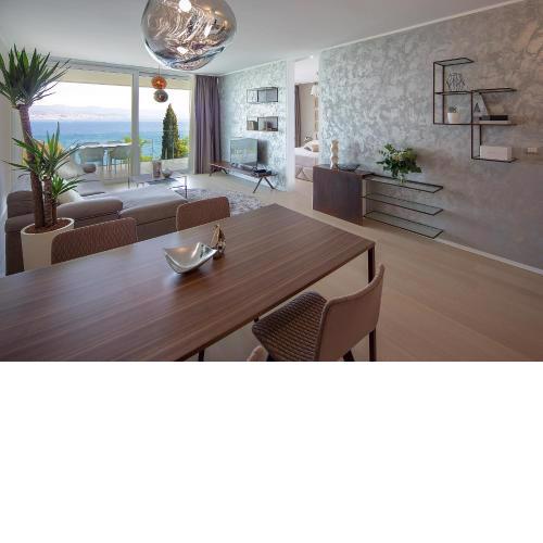 Opatija Deluxe Apartment with swimming pool