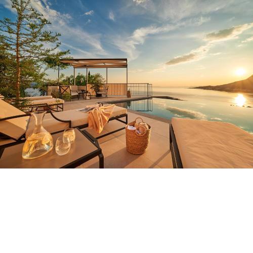 Patria Suite with Infinity Pool
