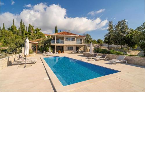 Pet Friendly Apartment In Cilipi With Wifi