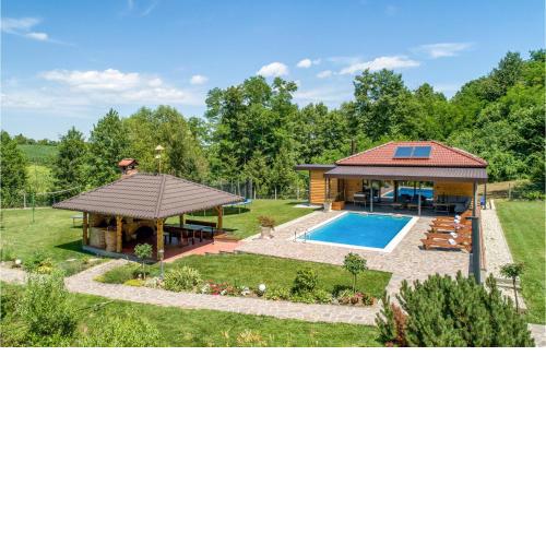 Pet Friendly Home In Kelemen With Wifi