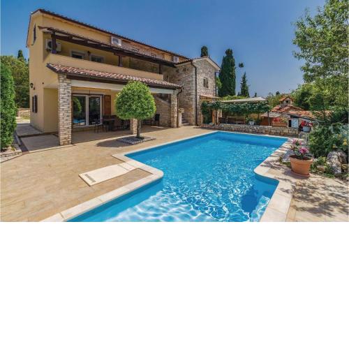 Pet Friendly Home In Manjadvorci With Wifi