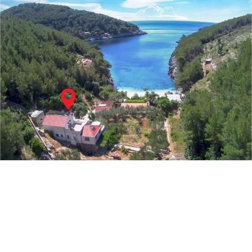 Pet Friendly Home In Zrnovo With House Sea View