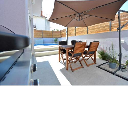 Pop holiday house Zadar