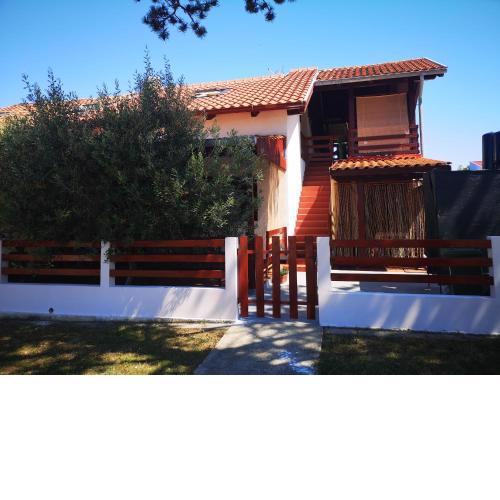 Queen beach apartments Nin Sabunike - Green street I