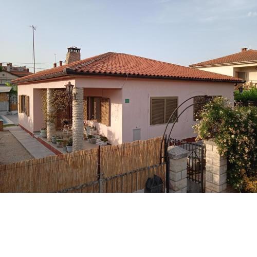 Renoviertes Ferienhaus in Pula mit Privatem Pool