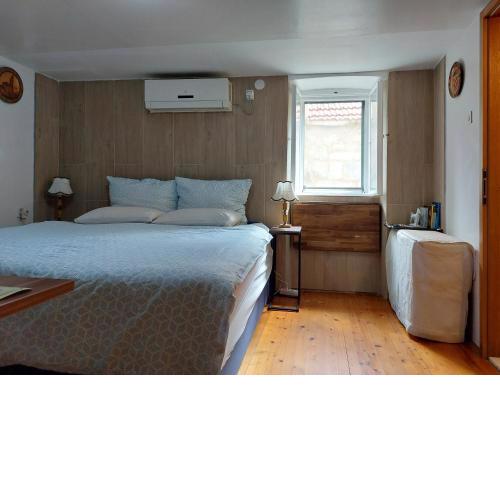 Rm Antonio on Dumanica St - En-suite Rm 5 min to the Old Town of Split