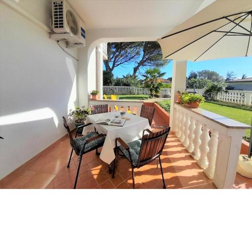 Romantic Apartment Anna in the center of Krk
