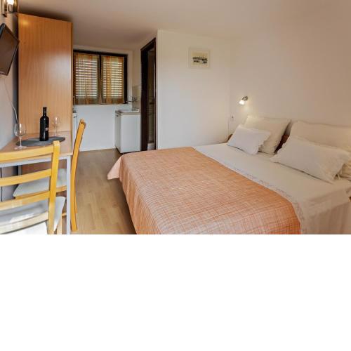 Room in Rogoznica with W-LAN 3338-5