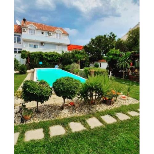 Rooms & Apartments Marinero