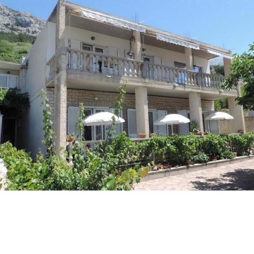 Rooms with a parking space Brela, Makarska - 19792