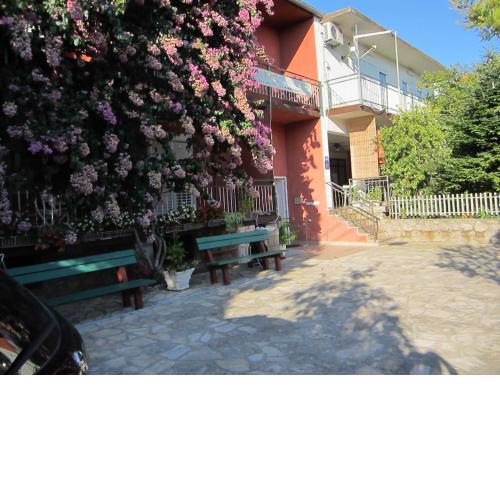 Rooms with a parking space Starigrad, Paklenica - 11452
