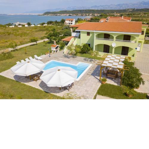 Seaside apartments with a swimming pool Ljubac, Zadar - 11922