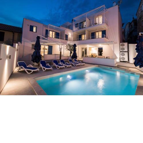 Seaside apartments with a swimming pool Selce, Crikvenica - 19899