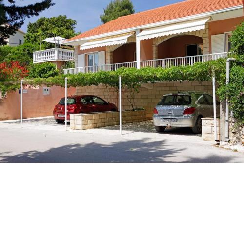 Seaside family friendly house with a swimming pool Vela Luka, Korcula - 12289