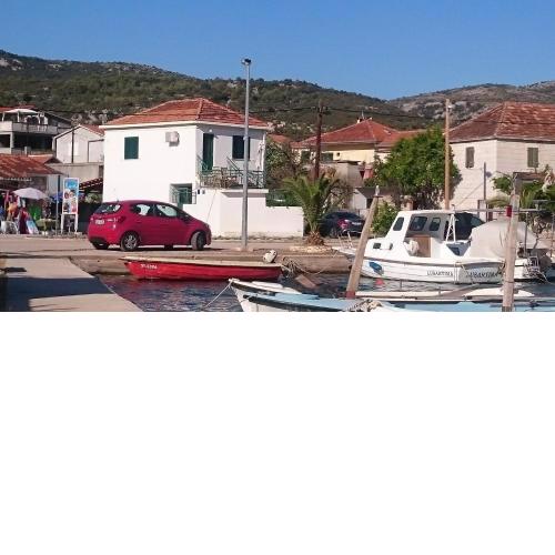 Seaside holiday house Vinisce, Trogir - 12066