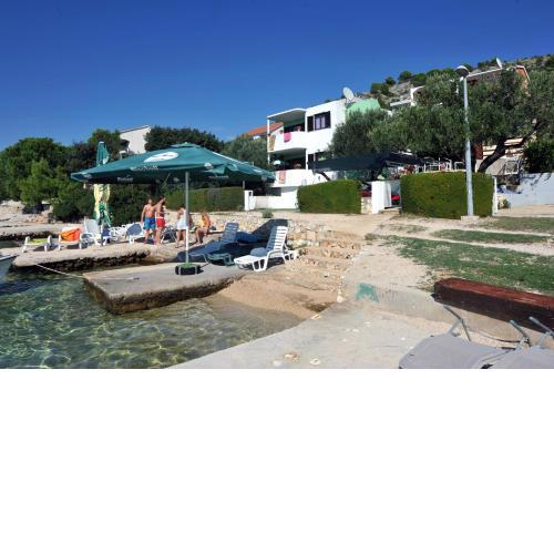 Seaside house for families with children Zatoglav, Rogoznica - 12212