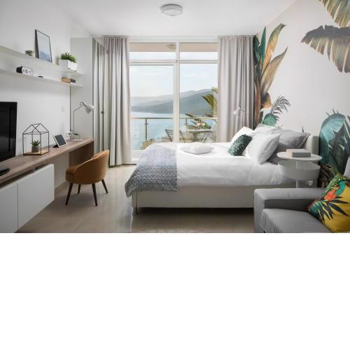Small apartment with a big view