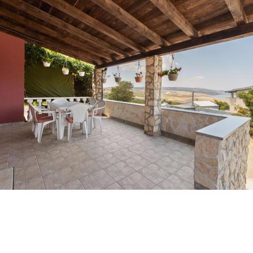 Snug Holiday Home in Jasenice Rovanjska near sea