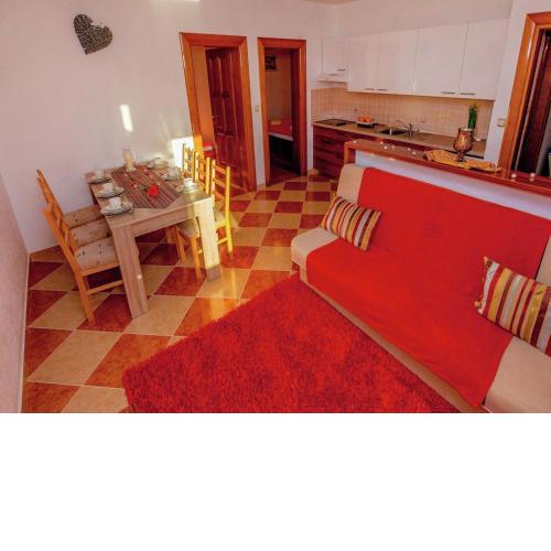 Spacious Apartment in Dramalj with Swimming Pool