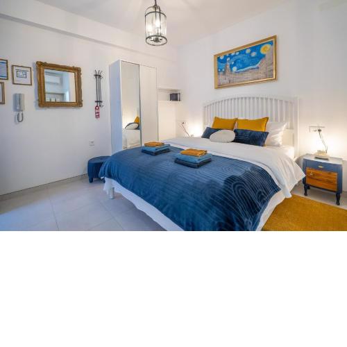 STARRY NIGHT Studio Apartment